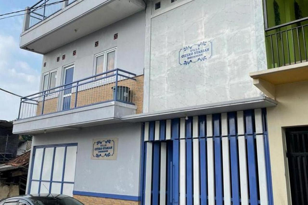 Villa Syariah Citeko RedPartner Bogor Bagian luar foto